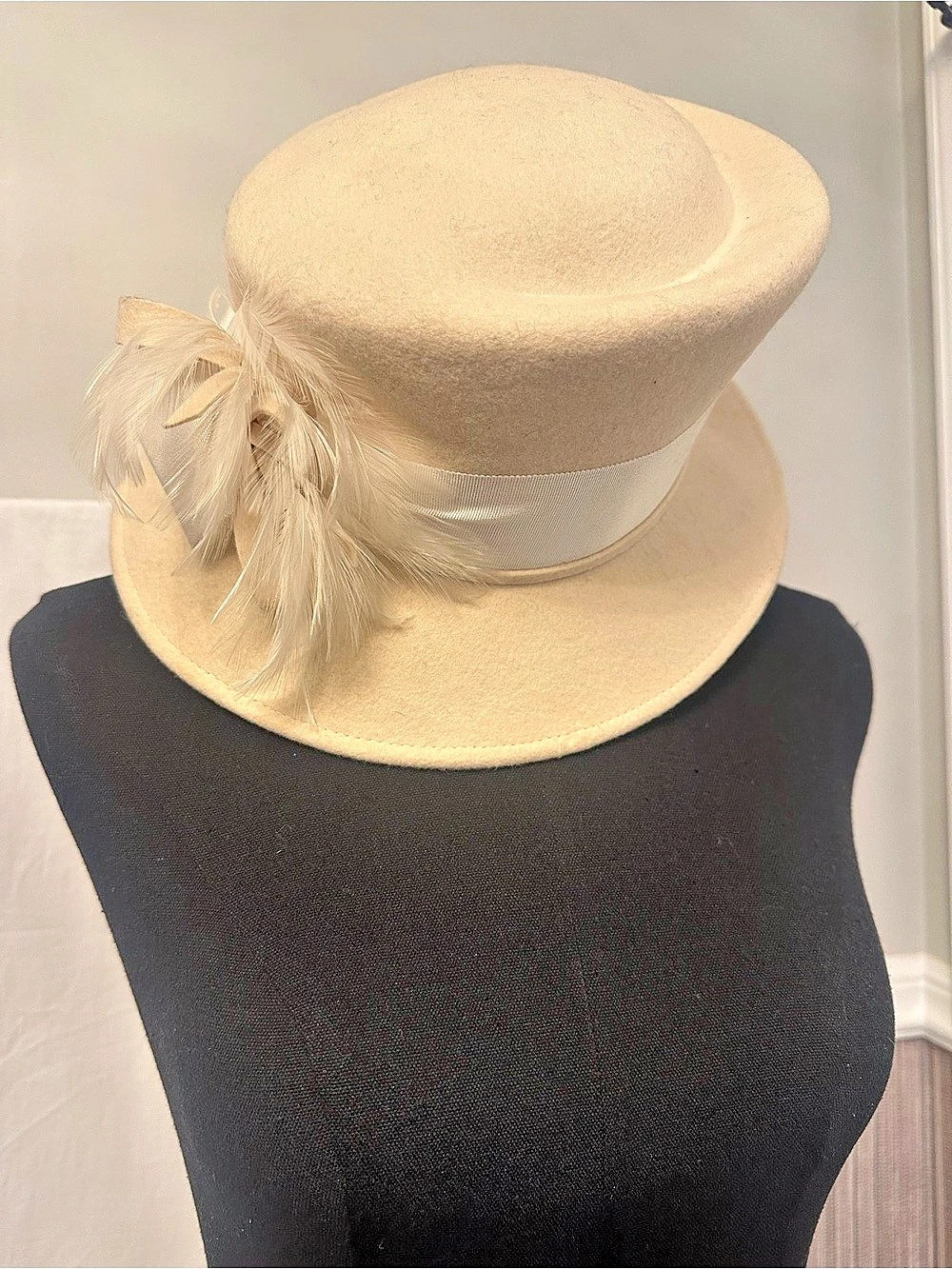 Deborah Fashions Ivory Felt Top Hat Feather Bow Victorian Steampunk